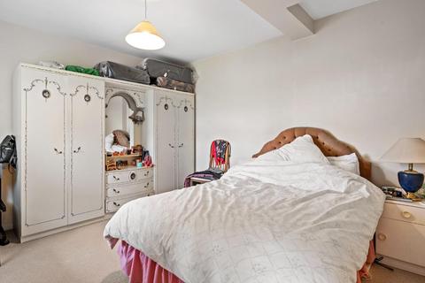 2 bedroom apartment for sale, Lordship Road, London, N16