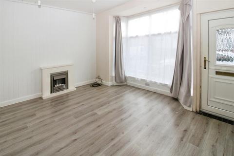 2 bedroom end of terrace house for sale, Rosmead Street, Hull