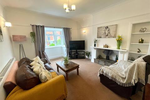 3 bedroom semi-detached house for sale, Victoria Avenue, Haslington, Crewe