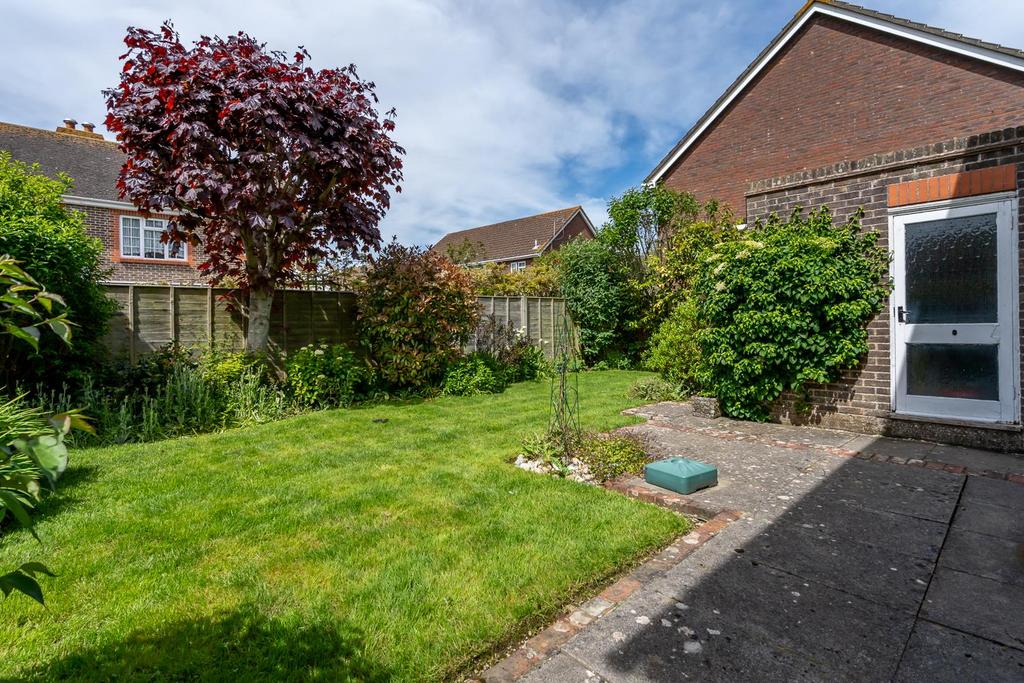 Rear Garden (3).jpg