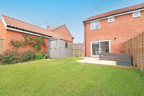 122 Orchard Way, Boreham, Chelmsford, CM3 3GR