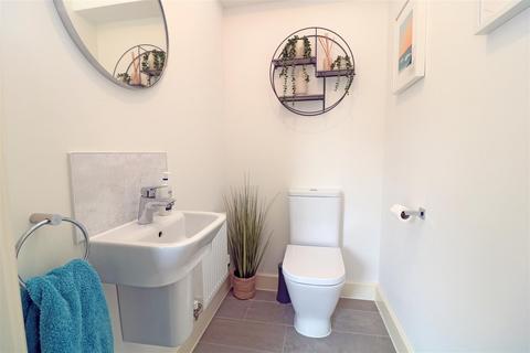 122 Orchard Way, Boreham, Chelmsford, CM3 3GR