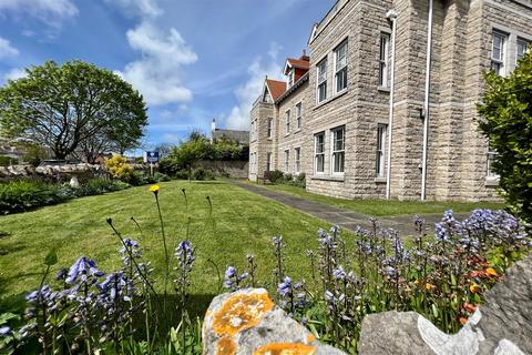 2 bedroom penthouse for sale, Gilbert Road, Swanage