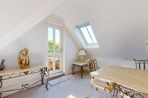 2 bedroom penthouse for sale, Gilbert Road, Swanage