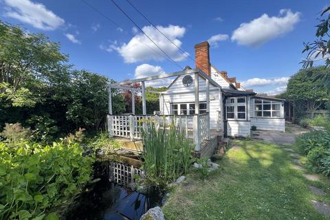 3 bedroom cottage for sale, South Street, Great Waltham, Chelmsford