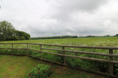 2 bedroom semi-detached house for sale, Boreham Road, Little Waltham, Chelmsford