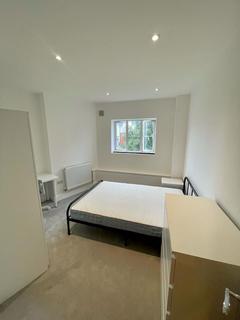 3 bedroom flat to rent, BPC01941 Jekyll Close, Stapleton, BS16