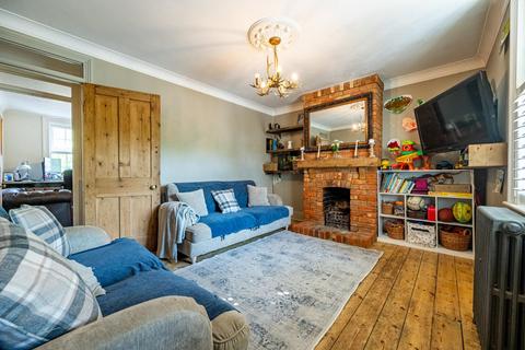 12 Aukingford Gardens, Ongar, CM5 0BG