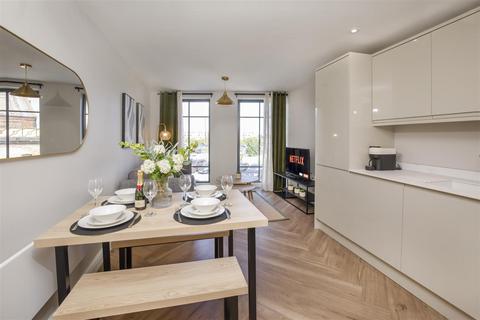 2 bedroom duplex for sale, Crescent Court, The Crescent, Off Blossom Street, York