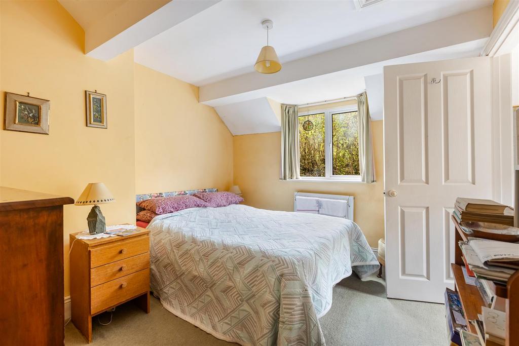 A28 - Strete, Wayside - 240403.jpg