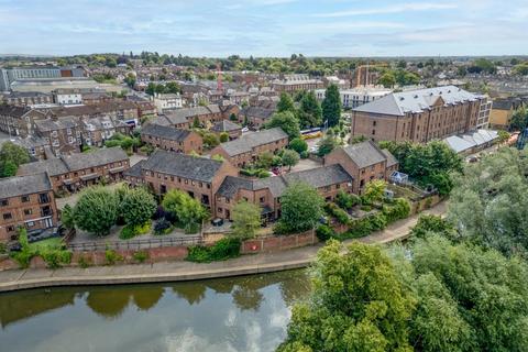 9 Browney Croft, York, YO10 4BX