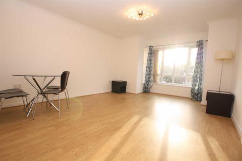 2 bedroom apartment to rent, Devonshire Court, 7 Derbyshire Road South, Sale