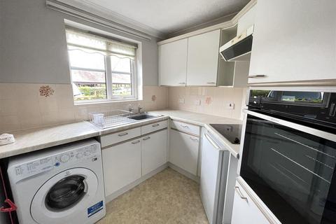 1 bedroom retirement property for sale, Archers Court, Salisbury SP1