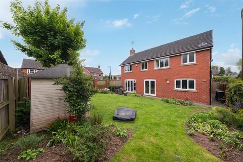 5 bedroom detached house for sale, Rue De Bohars, Tarporley