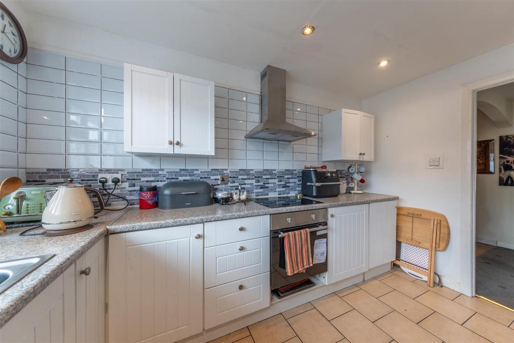 12 St Peters Drive-012.jpg