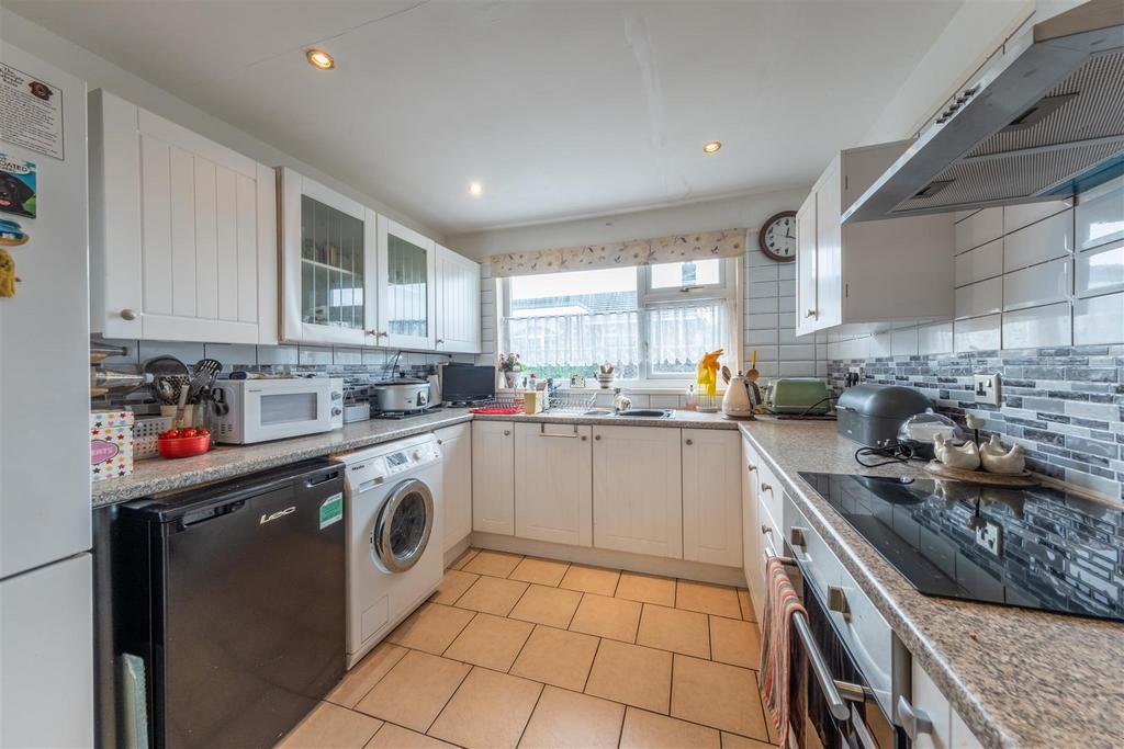 12 St Peters Drive-011.jpg
