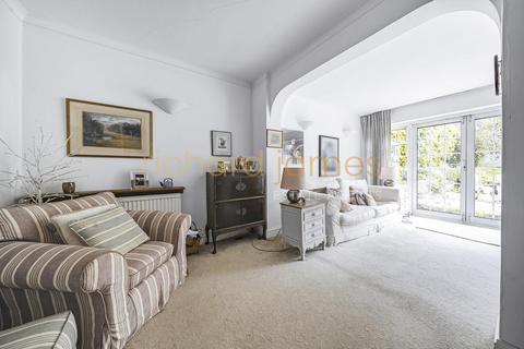 56 Uphill Grove, Mill Hill, London, NW7 4NJ