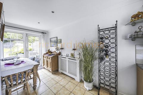 56 Uphill Grove, Mill Hill, London, NW7 4NJ