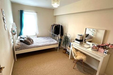 1 bedroom apartment to rent, Avery Court, Aldershot GU11