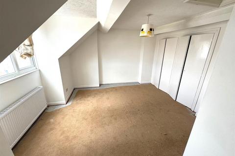 2 bedroom maisonette to rent, Halimote Road, Aldershot GU11