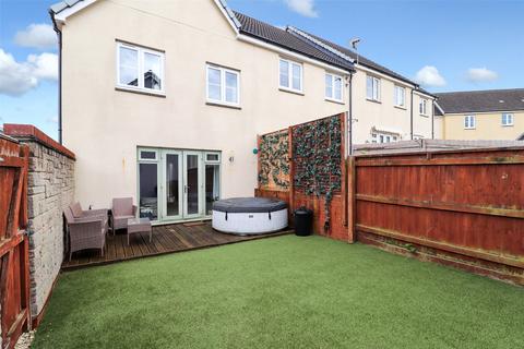 3 bedroom end of terrace house for sale, Donn Gardens, Bideford, Devon, EX39