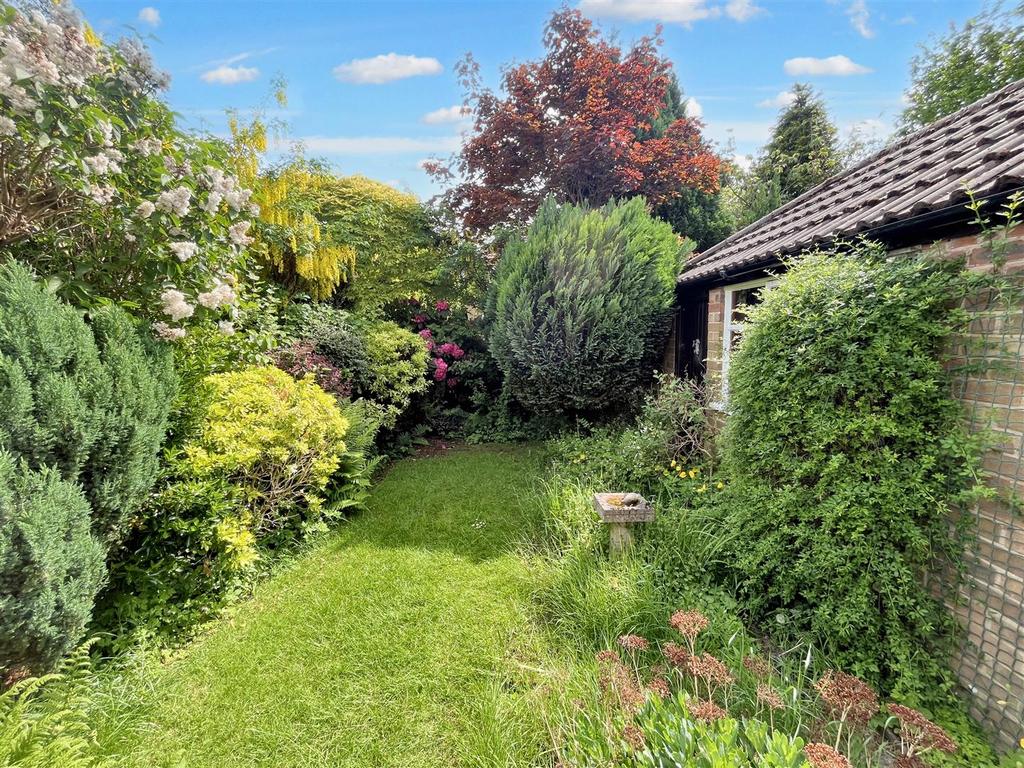 Gardens Aspect 2