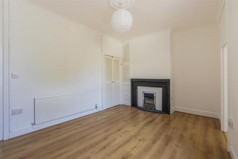 2 bedroom house to rent, Romilly Crescent, Cardiff CF11