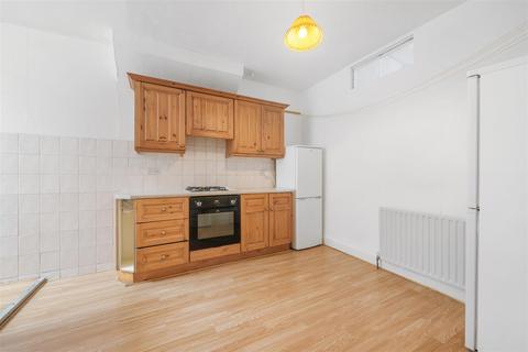 4 bedroom terraced house for sale, Ulverstone Road, West Norwood, SE27