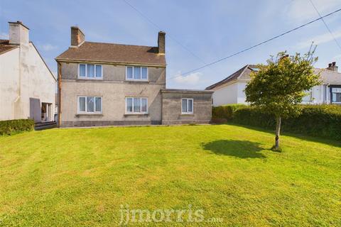 3 bedroom detached house for sale, St. Peters Road, Johnston, Haverfordwest