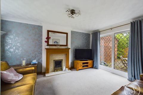 3 bedroom detached house for sale, High Bank Gardens