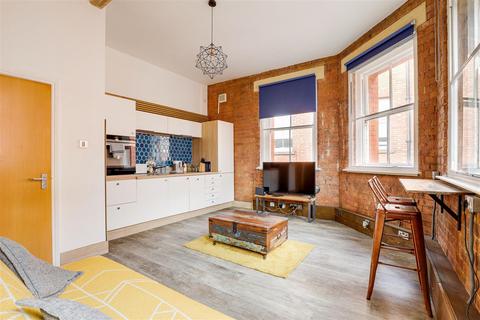 1 bedroom flat for sale, Plumptre Place, Lace Market NG1