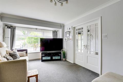 3 bedroom semi-detached house for sale, Manthorpe Crescent, Sherwood NG5