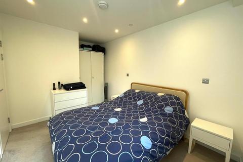 1 bedroom apartment to rent, Dolphin Bridge House, Rockingham Road, Uxbridge UB8