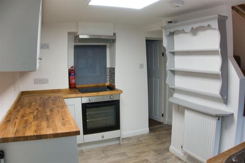 2 bedroom house to rent, High Street, Kirkby Stephen CA17