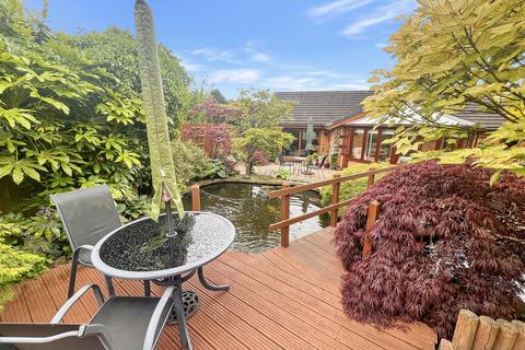 3 bedroom detached bungalow for sale, Church Street, Swadlincote DE11