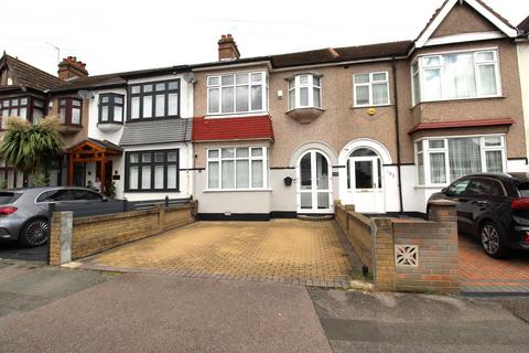 104 Hampton Road, Chingford, London, E4 8NR