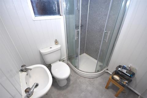 4 bedroom end of terrace house to rent, Hallgarth Street, Durham