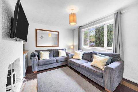 13 Kingsdown Way, Bromley, BR2 7PT
