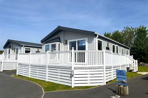 2 bedroom lodge for sale, Braunton Road, Barnstaple EX31