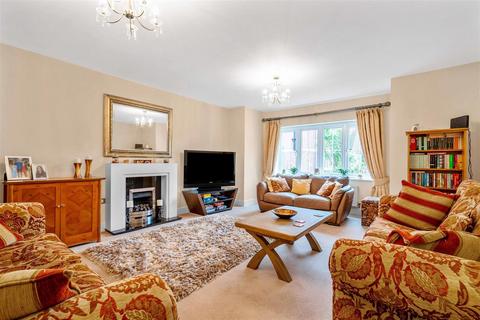 9 Oaks Drive, Sutton Coldfield, B75 5AP