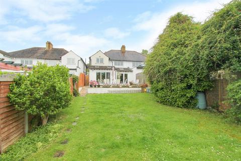 42 Salisbury Road, Carshalton, SM5 3HD