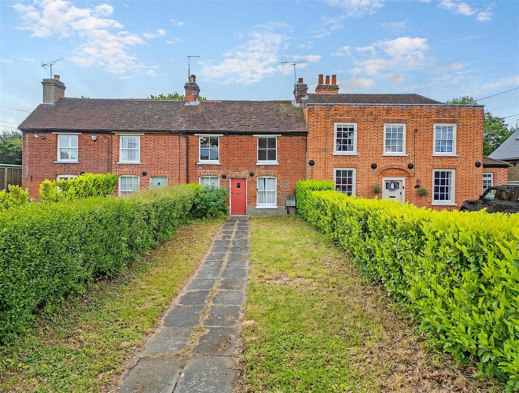 Roman Road, Mountnessing, Brentwood 2 bed terraced house for sale £