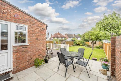 3 bedroom detached house for sale, Timbertree Road, Cradley Heath, B64 7LE