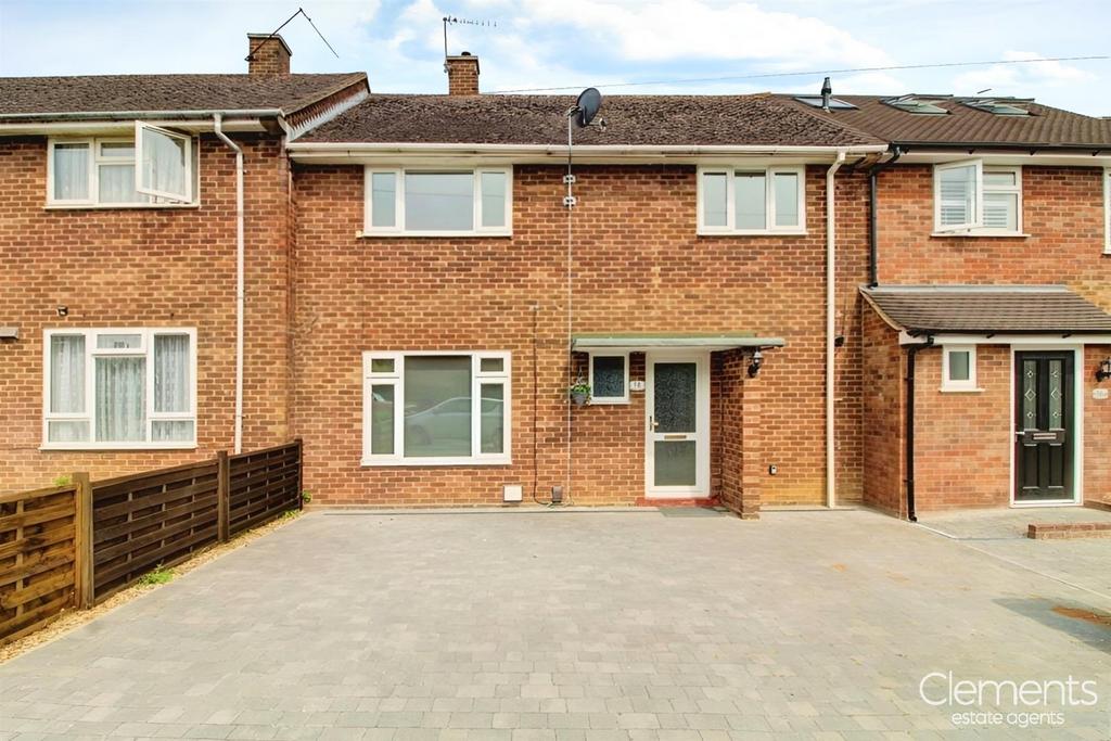 Masons Road, Hemel Hempstead HP2 3 bed terraced house for sale £475,000