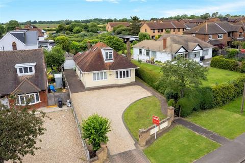 3 bedroom chalet for sale, Epping Road, Epping Green