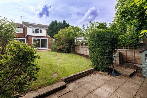 4 bedroom semi-detached house for sale, Warren Field, Epping