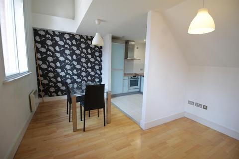 2 bedroom duplex to rent, Stowell Street, Liverpool, L7 7DL
