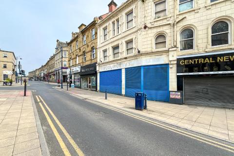 Property to rent, Market Place, Dewsbury