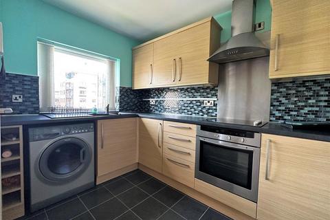2 bedroom apartment to rent, Postern Close, Bishops Wharf