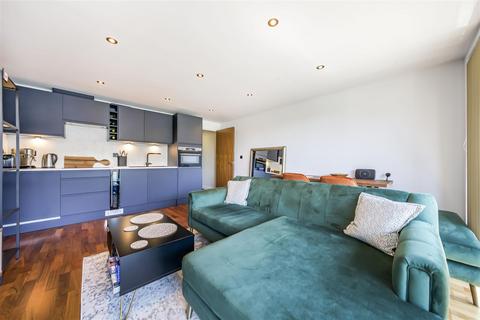1 bedroom apartment for sale, Staines Road, Twickenham
